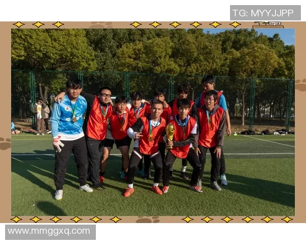 五年级足球赛的精彩瞬间与团队合作的力量