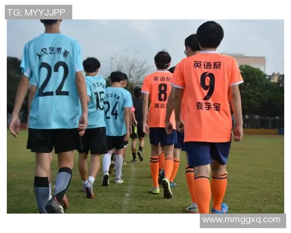 云龙足球：激情与梦想交织的绿茵场上演绎青春风采与团队精神的完美结合