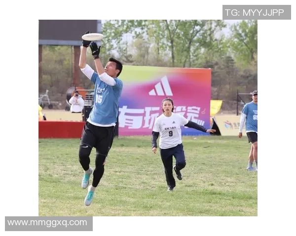 飞盘战术解析北京飞盘队独特进攻体系与战术创新探讨 飞盘战术解析北京飞盘队独特进攻体系与战术创新探讨